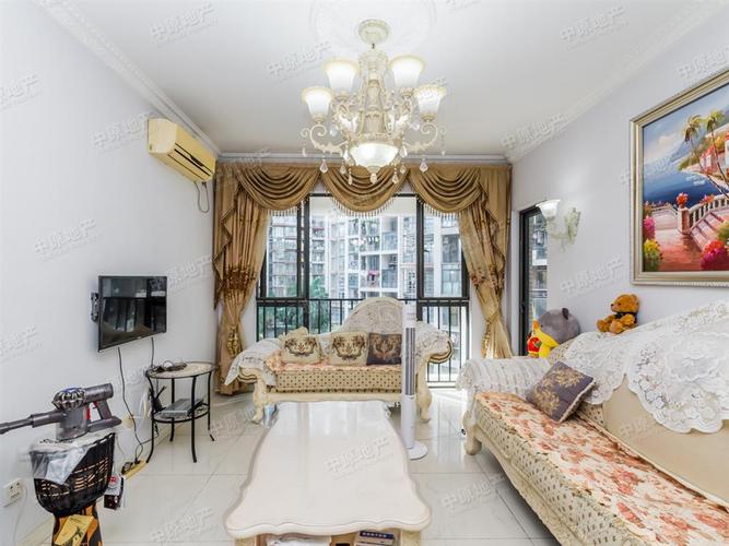 深圳小区 梅林 半山御景华庭  半山御景华庭 高赠送带平台花园 小区