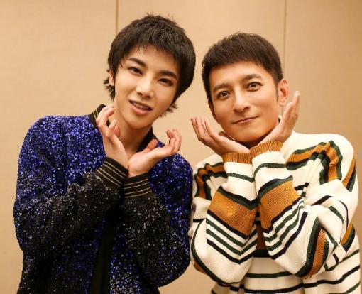 李维嘉为华晨宇加油,李妈妈拜周深为师,演唱风格决定了粉丝年龄