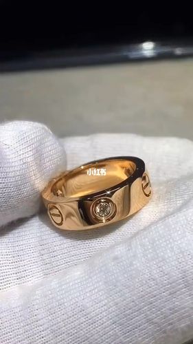 卡地亚宽版3钻love戒指_戒指_卡地亚怎么样_时尚_配饰