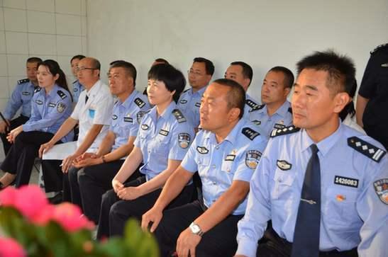 99式夏季执勤警服,设计上有什么问题,为何很多民警觉得不舒服