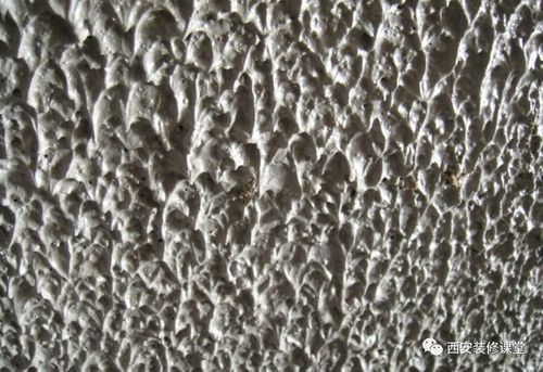 瓷砖,因为表面非常光滑,水泥砂浆直接粘贴,粘不住,所以需要做拉毛处理