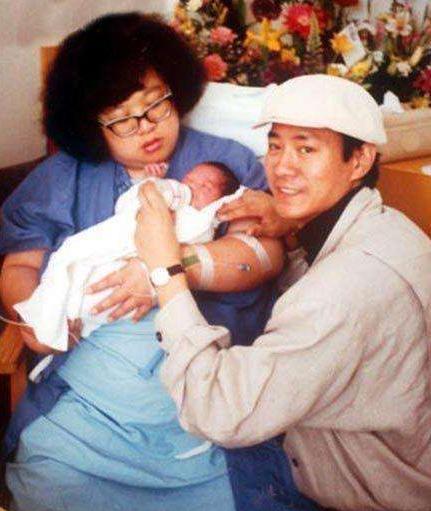 "害"沈殿霞含恨而终的郑少秋,离婚后转身娶真爱,被冤枉公开真相