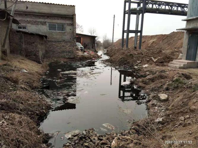 曝光台运城盐湖区臭水沟污染严重村民苦不堪言