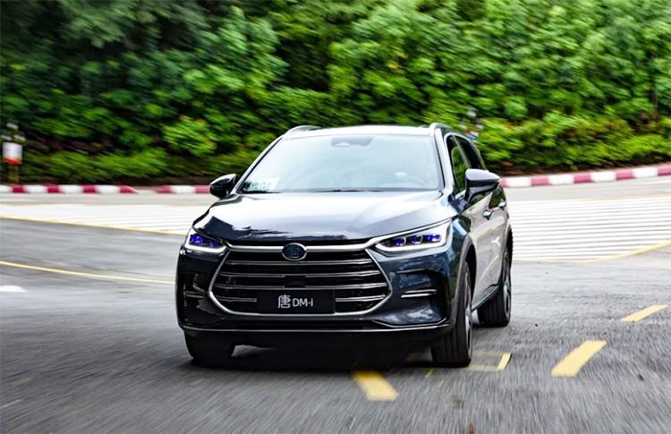 比亚迪唐dmi唐dm满油满电混动续航