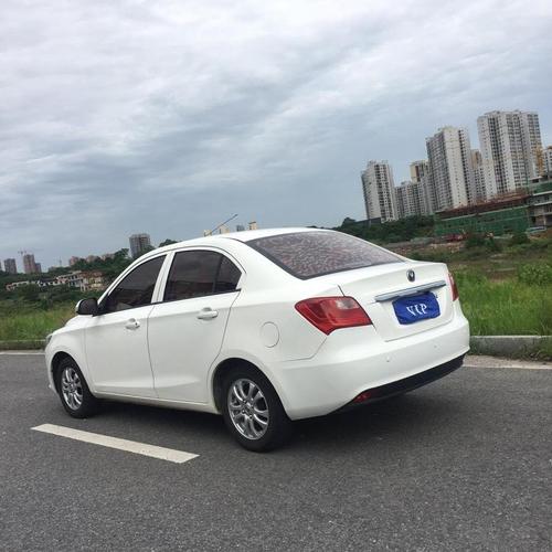 长安 悦翔v3 2015款 1.4l 手动幸福型 国iv图片