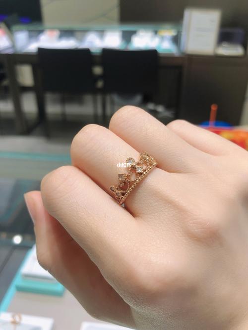 周生生小皇冠_周生生怎么样_时尚_配饰_首饰