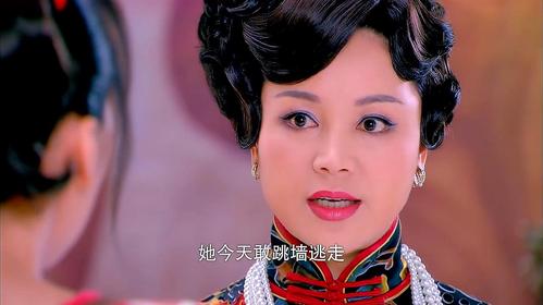 00:40  来源:好看视频-烽火佳人:若欢看流星许愿,黎邵峰趁机拍下!