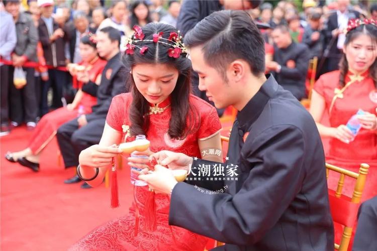 今天 海宁这场婚礼轰动全城!现场有人突然求婚!还有洋