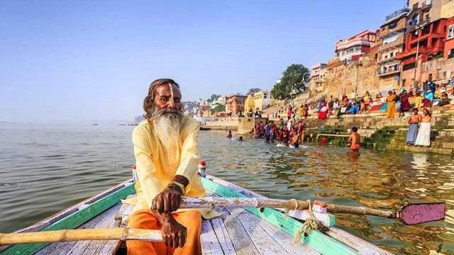 恒河牌矿泉水畅销印度10万瓶一小时被抢光恒河水到底有多脏