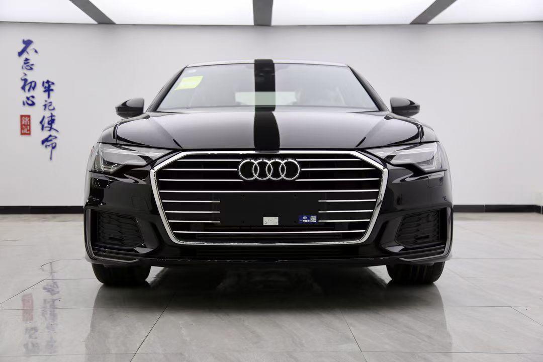 【襄阳】2021年3月 奥迪 奥迪a6l 2021款 40 tfsi 豪华动感型 黑色
