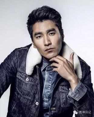 轻松管理手机 免费下载应用 简单的寸头造型让赵又廷释放成熟稳重的