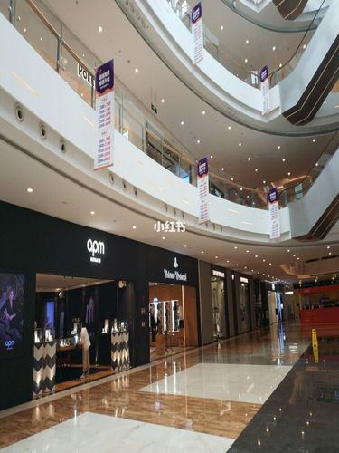 百方购物广场  好玩好逛还可以看展览!_展览_五一去哪