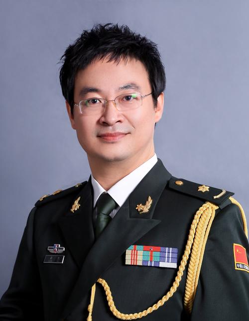栾凯主讲央视音乐公开课 阎维文张妮汤非助阵八一建军节的前一天,著名