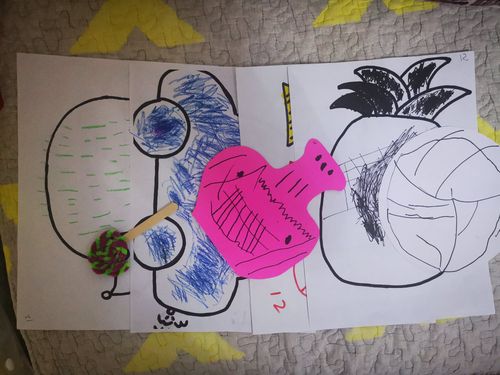 为完成女儿幼儿园寒假作业,爸爸把家涂上画,亲子作业就是拼爸妈