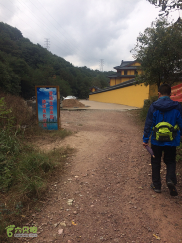 永康石城山白云山环绕