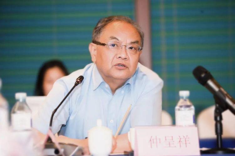 经典在前,《叛逆者》如何"叛逆"而行?