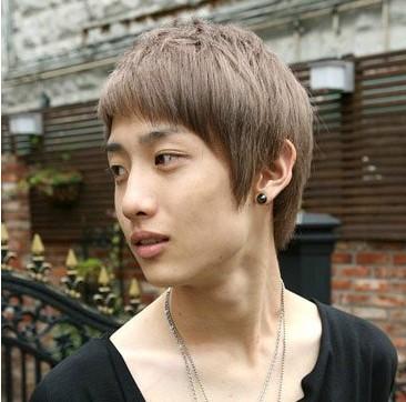 想要提升个人吸睛指数,除了要注意造型的剪裁之外,还要注意染发颜色的