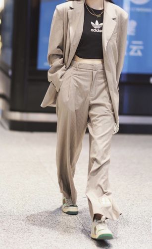 古驰gucci一双"脏"得很有特点的小脏鞋