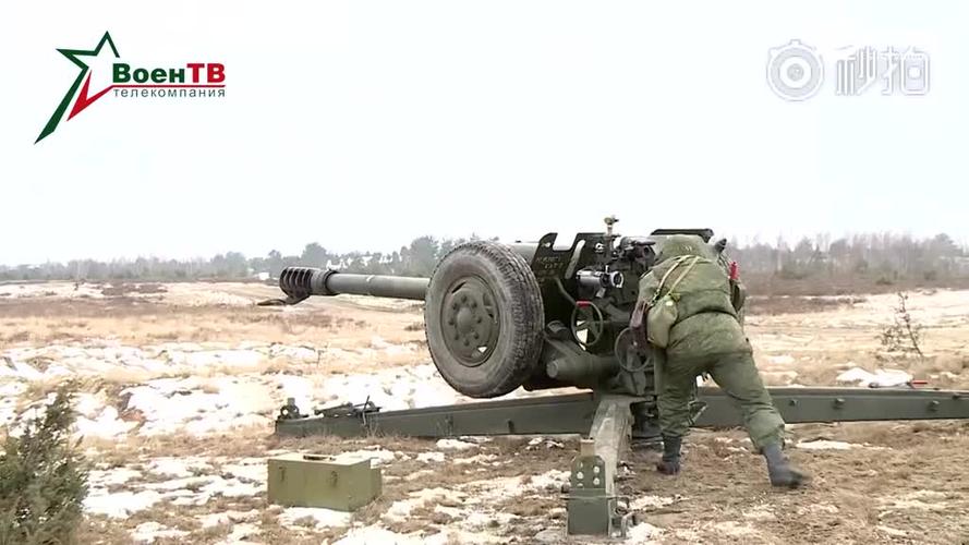 白俄罗斯陆军d30榴弹炮直瞄射击演练_手机新浪网