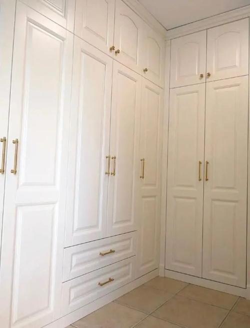 定制衣柜要当心这7个细节特别容易翻车