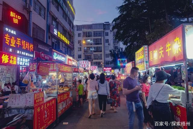 南宁首条固定夜间公交开通"埌东-仙葫-蒲庙"逛吃模式马上开启