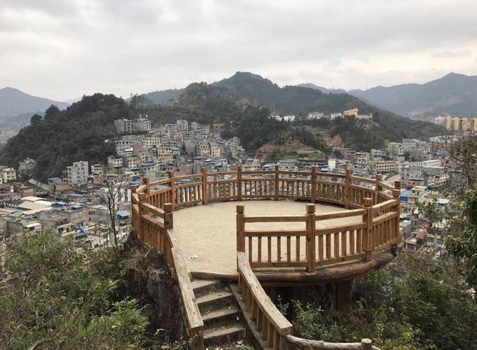 百色市那坡县镇玉街117号