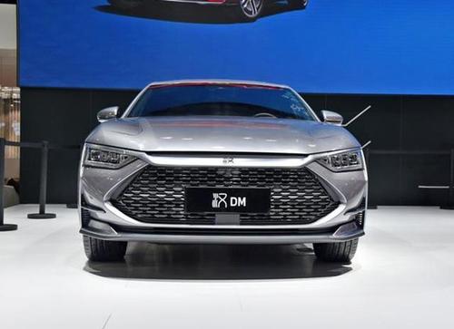 比亚迪汉字车标写错了吗?作为国产车企,不该出现这种低级错误