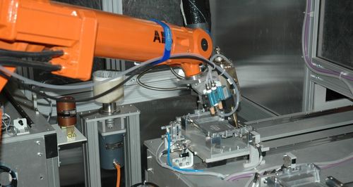 供应美嘉六轴机器人涂胶系统 六轴机器人涂胶系统