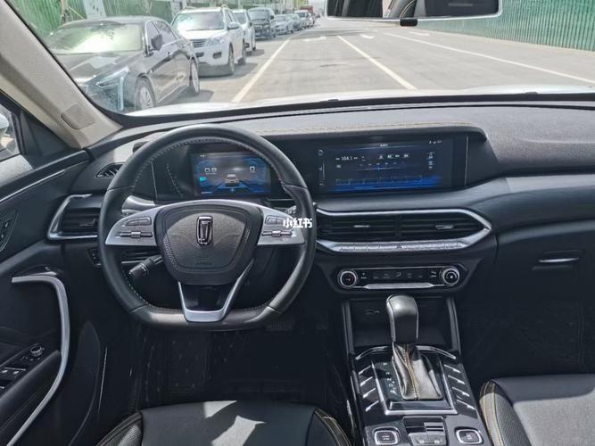 2019年11月奔腾t77,自动挡,全景大_方向盘_奔腾t77pro