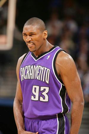 阿泰反复无常招致骂名 国王老板:他是个疯子