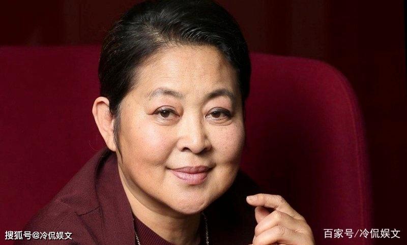 她靠心机抢走倪萍男友还讽刺倪萍年纪大如今报应来了她是谁