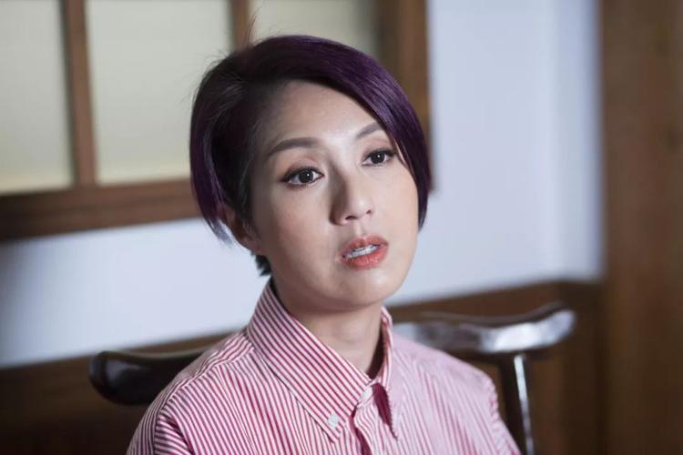 为何8年才出一张精选碟杨千嬅原来有阴影