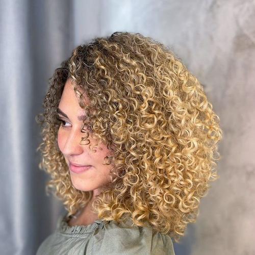 第一种螺丝卷全头烫