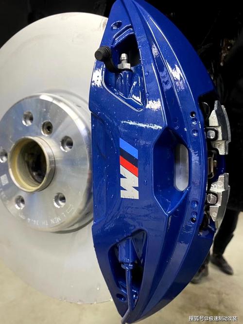 宝马430i改装mp刹车卡钳强化制动性能提升