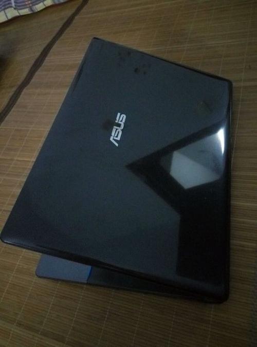 华硕x45vd集成显卡驱动一安装重启就蓝屏,好像只装了独立显卡然后屏幕