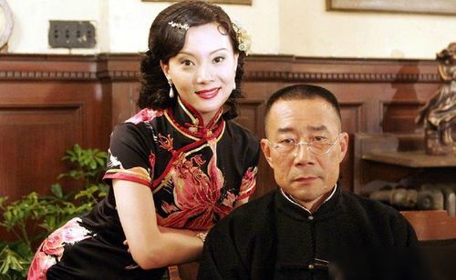 34岁当后妈,拒绝百亿富豪5次却"丁克10年"的陈数:后悔