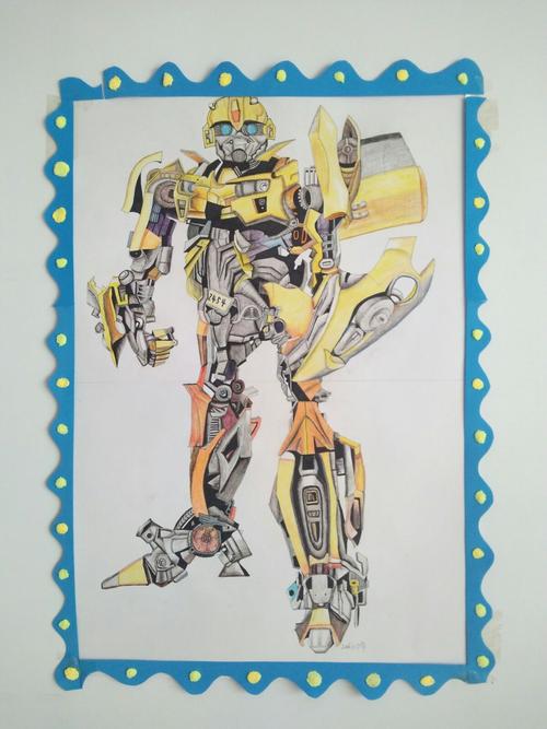 儿子最喜欢的机器人,我画了两天,全开纸画的,是我最满意的一幅彩铅画!