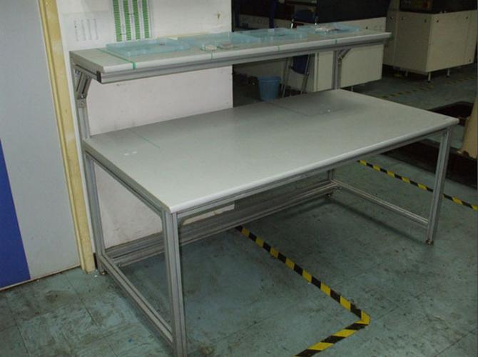 食品级304不锈钢桌子铝型材带灯架置物台铁材防静电工作台