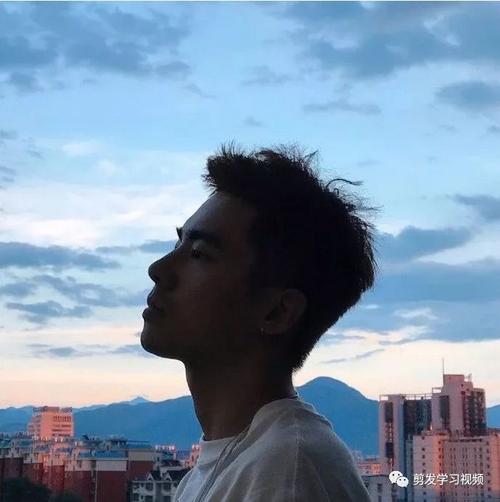 男士"锡纸烫",帅出新高度!