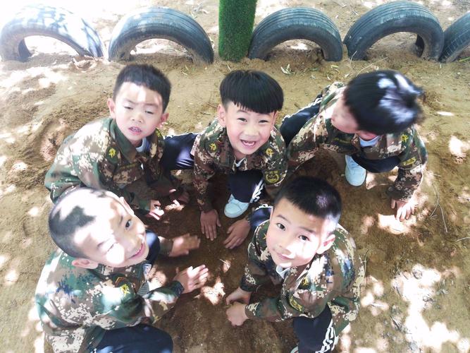 我运动我快乐——大同市振华幼儿园户外操及户外体育器械游戏展示活动