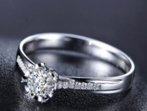 世界10大银饰品牌排名蒂芙尼银饰老银匠银饰都很经典