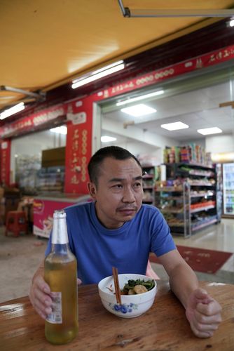 谢匡时索尼a7rm3拍摄的故乡打工者肖像