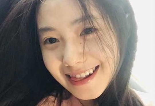 小红花马小远社交账号存在动态完全一致粉丝大幅度上涨