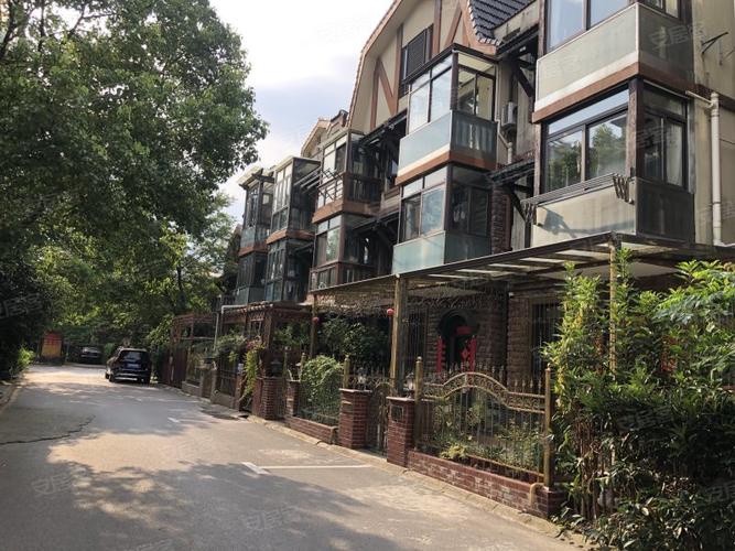 布鲁斯小镇(二期别墅)