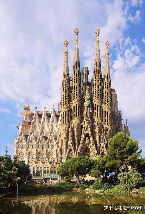 未来全球最高教堂:花139年建设却还未完工,完工可能还要近10年
