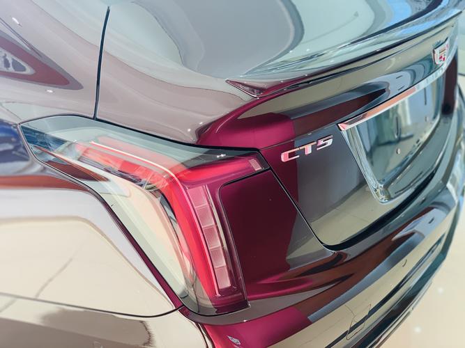 凯迪拉克ct5珊瑚紫 爱么?