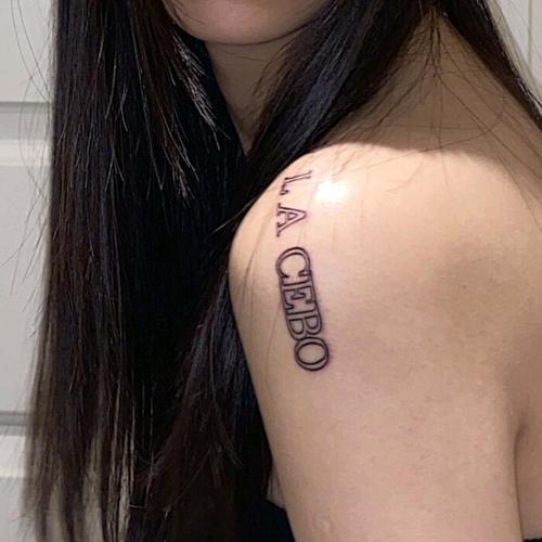 个性网-qq头像-从 远处看每个人都显得特别温柔 73_女生_女神_性感