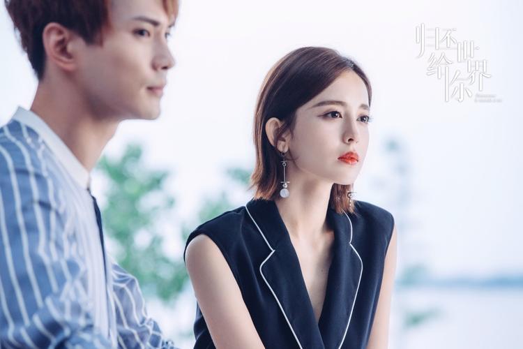 古力娜扎归还世界给你气质壁纸