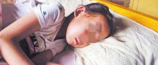 15岁女孩晚上还要穿着纸尿裤睡,经医生检查后,家长太自责!