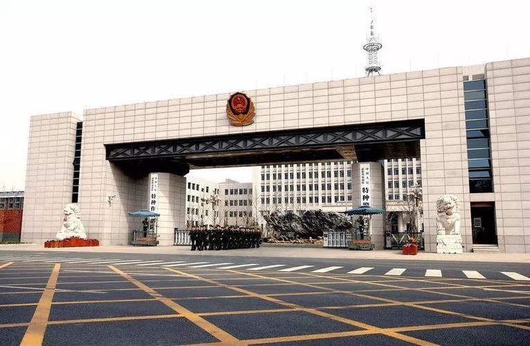 军校|特警学院毕业季珍藏mv:愿你戎马一生,回首仍是